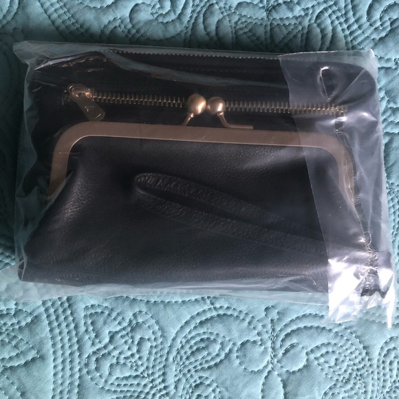 🛑⚠️ SOLD 6.1.22 ⚠️🛑
F0004 New sealed Silpada Zahara wristlet - Picture 2 of 4